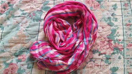 Продам легкий мягкий шарфик красочной расцветки длина 1.60 см ширина 50 см. . фото 1