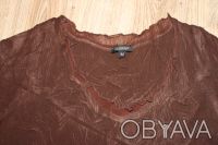 Блуза Komarov коричневого цвета, размер М. Одевалась пару раз. Материал - нежная. . фото 3