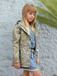 Куртка-парка для девочки (писк сезона рисунок в мелкий цветочек): 
- размер на . . фото 4