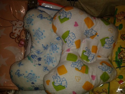 Ортопедическая подушка для новорожденных Бабочка
Состав:
- наполнитель - холлофа. . фото 8