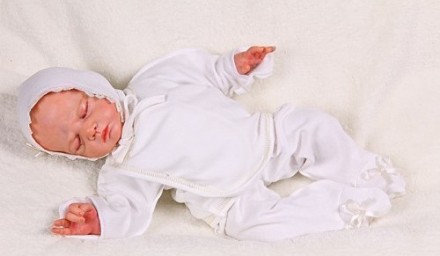 Ясельный набор "Бусинка" в роддом для новорожденных
В комплекте: распашонка, пол. . фото 2
