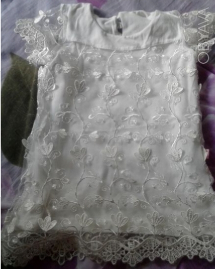 Красивое, нарядное платье для девочки. Цвет белый. Производство Турция. 100% cot. . фото 1