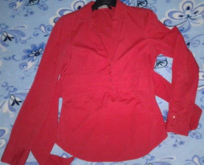 Блузка Zara, цвет красный, размер указан XS, но я ношу М и мне как раз. Состояни. . фото 2