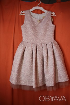 В магазині Стрекоза:

Нарядне плаття для дівчинки ТМ Зіронька, плаття відшите . . фото 1