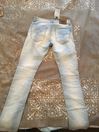 Продаётся срочно джинсы мне не подошли по размеру Новые покупал за 1000 гривен р. . фото 3