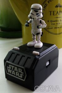 Марширующий Штурмовик или Дарт Вейдер игрушка музыкальная Space Opera Star Wars.. . фото 3