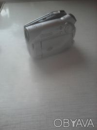 Продам видеокамеру Canon DC95 цвет серый, состояние - хорошее рабочее, без дефек. . фото 2