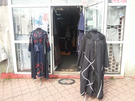 Продам очень срочно, действующий, магазин " Жіночий одяг з Туреччини". В магазин. . фото 2