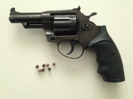 Продам револьвер під патрон флобера Сафарі РФ431.Револьвер в хорошому стані,нарі. . фото 4