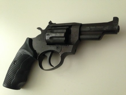 Продам револьвер під патрон флобера Сафарі РФ431.Револьвер в хорошому стані,нарі. . фото 6