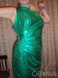 Вечернее платье из зеленой переливающейся ткани. Размер (укр) 48 (импортн.- 42 и. . фото 3