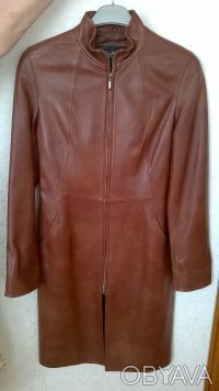 Продам кожаный  плащ коричневого  цвета в идеальном состоянии  размер   L. . фото 2