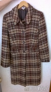 Продам женское пальто   в отличном состоянии  клетчатое размер  S. . фото 2