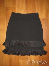 Черная летняя юбка в отличном состоянии. Размер 34. Длина юбки - 45 см, талия (п. . фото 2