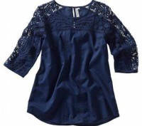 Очаровательная женственная блузка из натуральной ткани, красивого глубокого сине. . фото 3