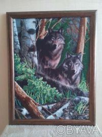 Продам картину, вышитую чешским бисером, "Лесные стражи". Размер картины 35х45. . . фото 4