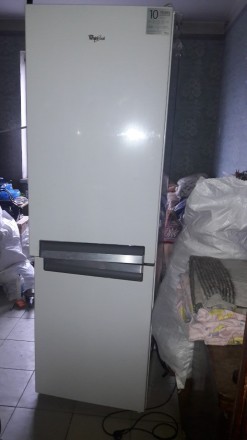 рабочий хороший холодильник отдаю даром пользовалась год/ новенький удобный/ при. . фото 2