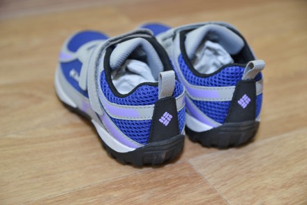 Удобные и легкие кроссовки для активного отдыха - то, что нужно юным любителям п. . фото 5