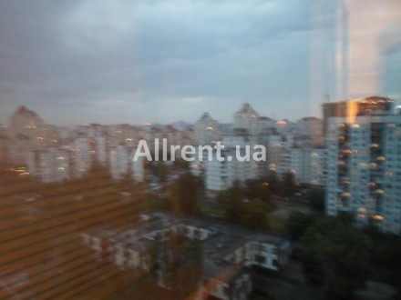 Код объекта: 13305. Сдается 3-комнатная квартира по проспекту Героев Сталинграда. . фото 13