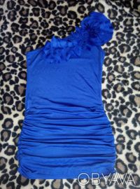 1. Синє плаття - Довжина від плеча 70 см.
2. Сарафан - на приблизний ріст 1,56
. . фото 2