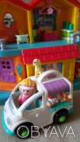 супер классная,яркая,очень интересная игрушка загородный дом kiddieland + машинк. . фото 8