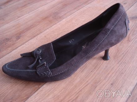 Tod’s (Тодс) – итальянский обувной бренд, выпускающий обувь и аксессуары для жен. . фото 1