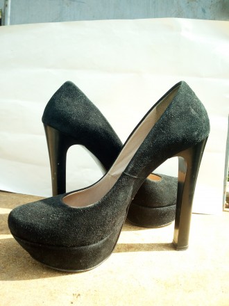 Продам женские итальянские замшевые туфли, модель " Лабутены", бренда Marco Pini. . фото 4