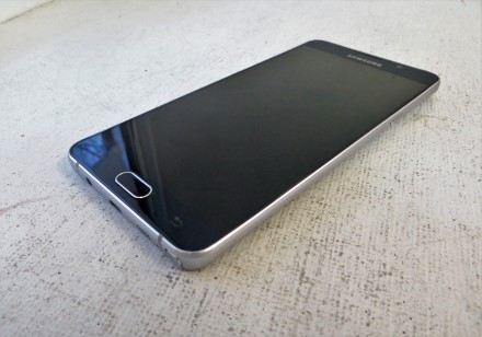 Продам оригинальный Samsung Note 5 (N920A). Телефон в нерабочем состоянии. Упал . . фото 3