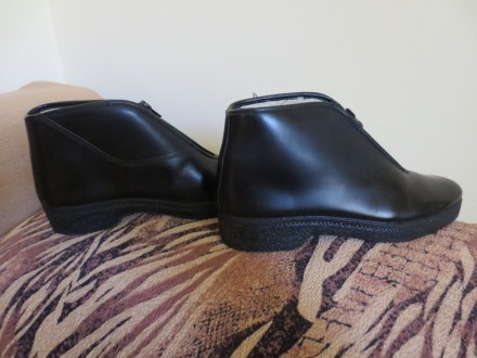 Нові імпортні високоякісні теплі універсальні черевики (ботинки) чорного кольору. . фото 4