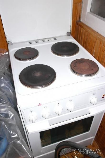 4-х конфорочная плита и духовка с двумя нагревательными элементами. Габариты пли. . фото 1