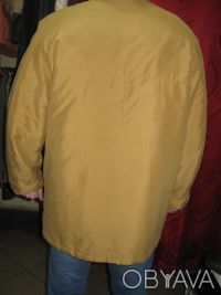 Куртка Faciba

Размер XL
Ширина плеч - 51 см
Длина рукава - 62 см 
Ширина п. . фото 3