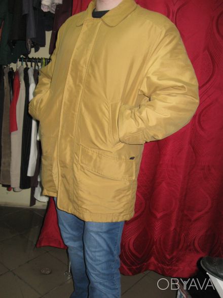 Куртка Faciba

Размер XL
Ширина плеч - 51 см
Длина рукава - 62 см 
Ширина п. . фото 1