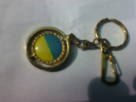 Брелок для ключей с украинской символикой В упаковке - 12 шт.. . фото 2