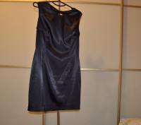 Продам черное очень красивое нарядное платье фирмы O'Stin в отличном состоянии, . . фото 4