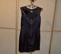 Продам черное очень красивое нарядное платье фирмы O'Stin в отличном состоянии, . . фото 2