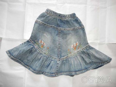 Джинсовая юбка для девочки 8-9-10 лет с вышивкой спереди. Неплохая по качеству д. . фото 1