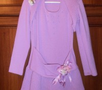 Нарядное сиреневое трикотажное платье с болеро в отличном состоянии на 6-7 лет. . . фото 2