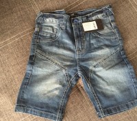 Стильные джинсовые шорты.
По бирке 5-6 лет, фактически можно и на 7 лет носить.. . фото 2