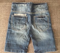 Стильные джинсовые шорты.
По бирке 5-6 лет, фактически можно и на 7 лет носить.. . фото 5