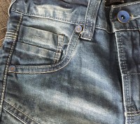 Стильные джинсовые шорты.
По бирке 5-6 лет, фактически можно и на 7 лет носить.. . фото 3