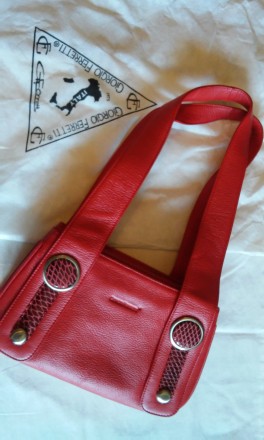 Кожаная красная сумка Giorgio Ferretti. Италия!
Привезаны из Европы
Потрясающе. . фото 3
