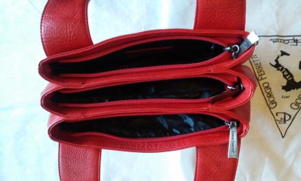 Кожаная красная сумка Giorgio Ferretti. Италия!
Привезаны из Европы
Потрясающе. . фото 5