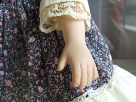Кукла фарфоровая германнская колекционна номерная №А0330 Промеланд  Беатрич раз.. . фото 5