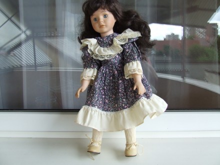 Кукла фарфоровая германнская колекционна номерная №А0330 Промеланд  Беатрич раз.. . фото 4