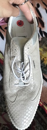 Летние женские туфли Geox, натуральная кожа, бежевые на белой платформе, куплены. . фото 2