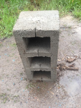 Продам бетонный блок(шлакоблок)
Размеры: 390*190*190
Шлакоблок применяется для. . фото 2