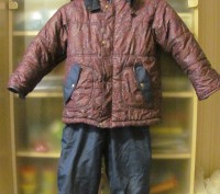 Продам зимний комплект на мальчика(куртка и брюки-комбинезон на рост 116 цена 40. . фото 2