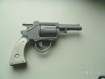 Коллекционерам пистолет детский времен СССР в исправном состоянии.Внешний вид на. . фото 1