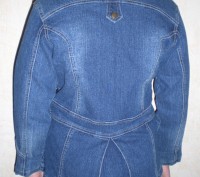 Куртка-пиджак джинсовая размер 38(10),рукав 51, длина 65, плечи41, пот-40, пог-4. . фото 3