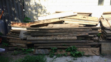 Дерево-отходы, остались после демонтажа деревянных строений: бревна, потолочные . . фото 3